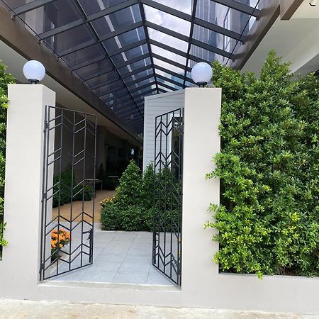 35 Bow Hotel Bangkok Exterior foto